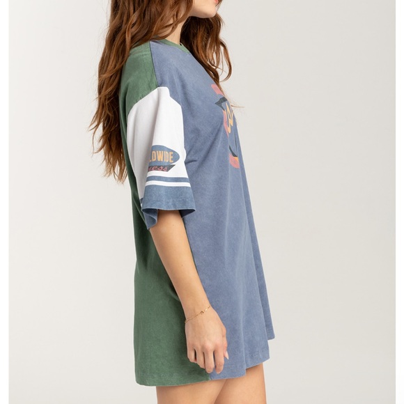 GUESS womens T shirt Dress - Picture 3 of 5